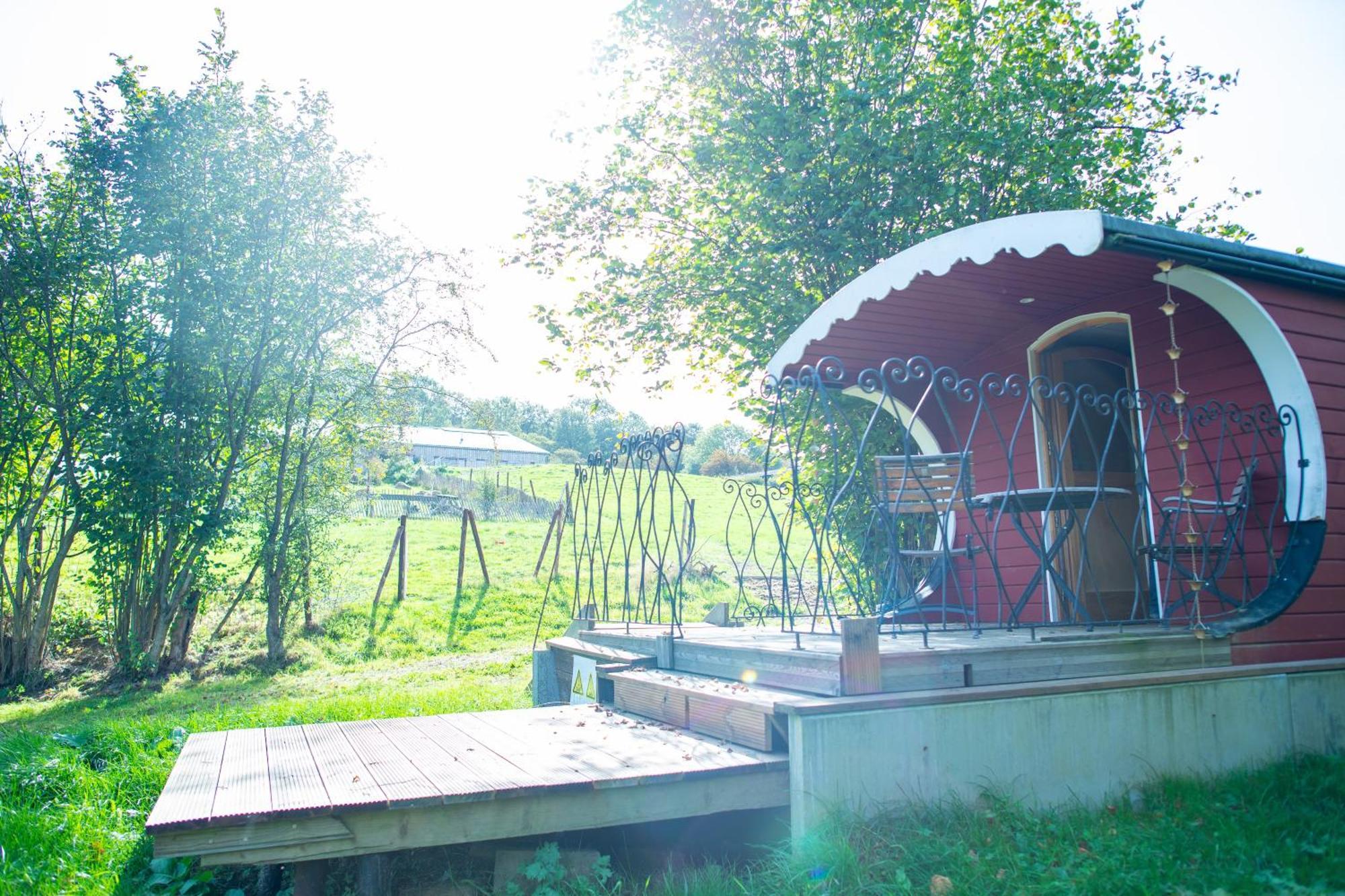 La Tiny House De La Bergerie Villa Lierneux Eksteriør bilde